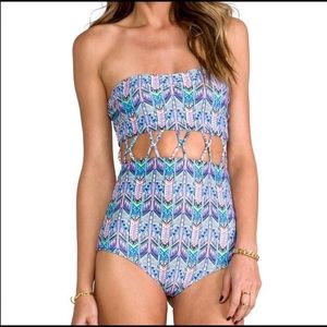 Stone Fox Swim Patterned one piece bandeau size small
